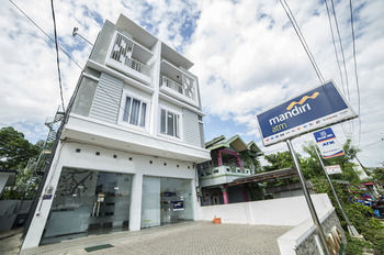 מלון בנג'ארמאסין Airy Syariah Pemurus Baru Bumi Mas Raya 25 Banjarmasin מראה חיצוני תמונה